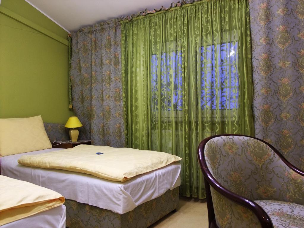 Bed & Breakfast Vila Stanisic โปเชกา ห้อง รูปภาพ